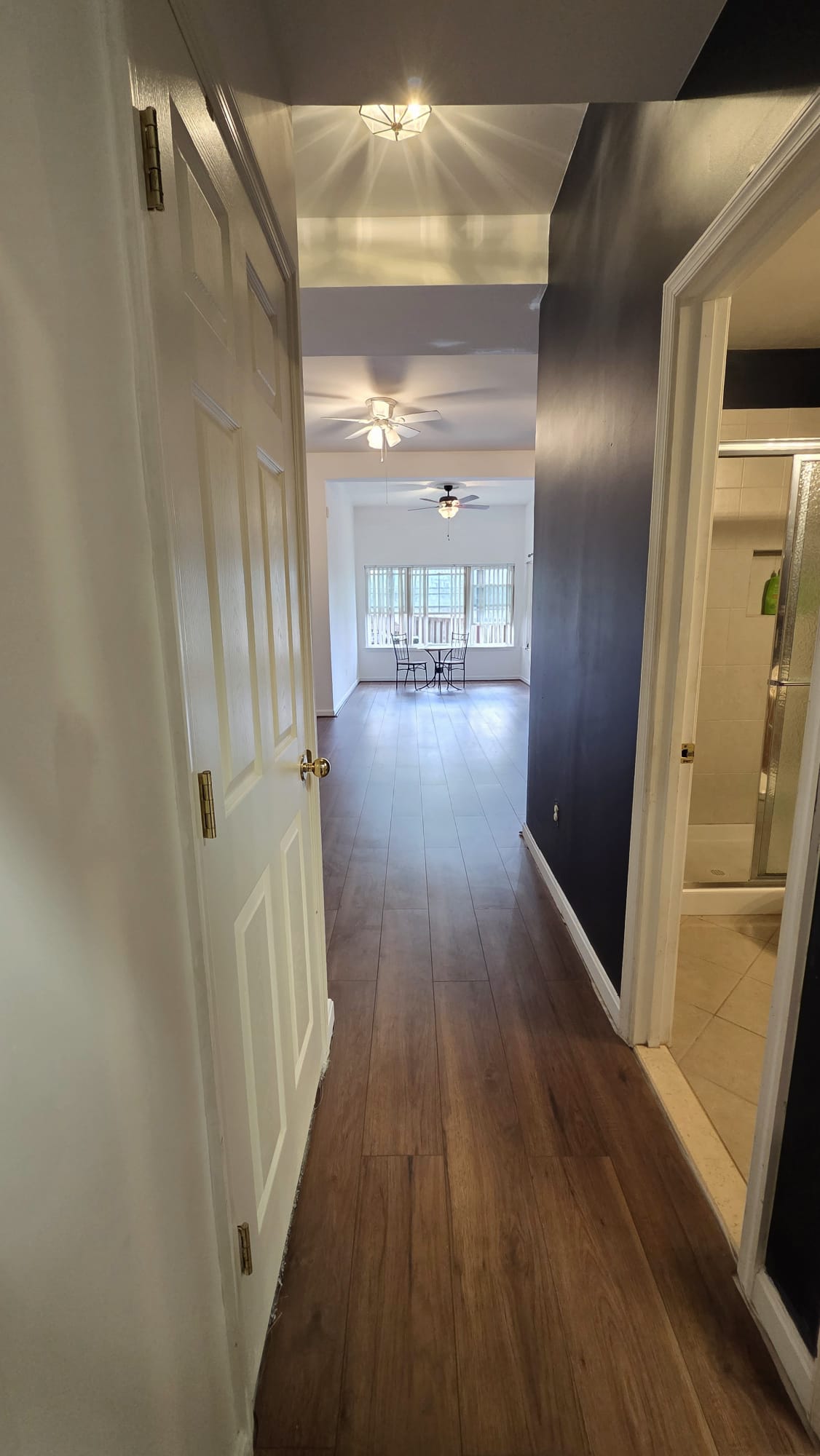 Clean finished flooring in Virginia residence — VanGo property support